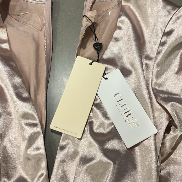 ASOS Club London Light Pink Satiny Low Cut Mini Dress - Picture 5 of 6